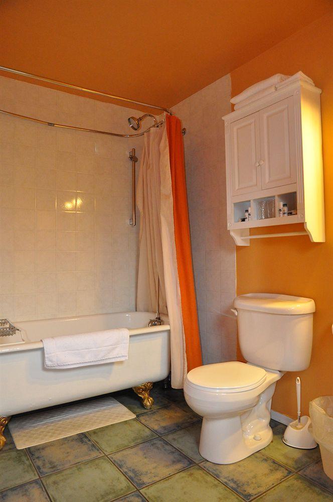 Ocean Island Garden Suites Victoria Esterno foto